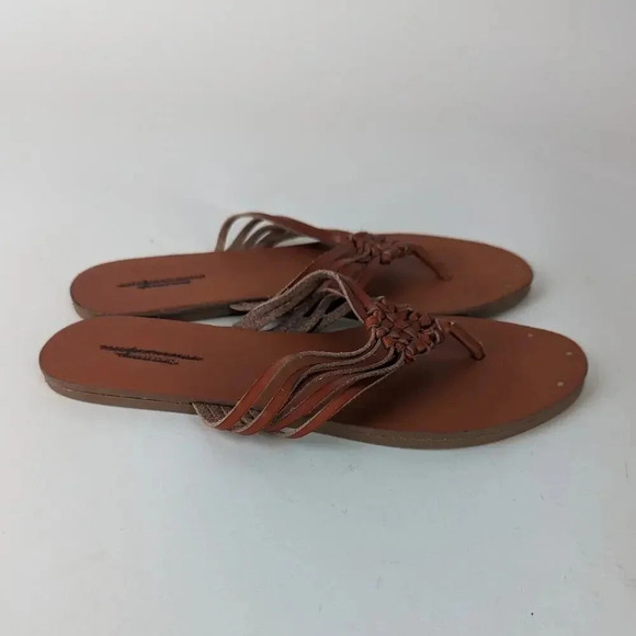 American Eagle Outfitters Flip Flops - 7 - Picture 4 of 7